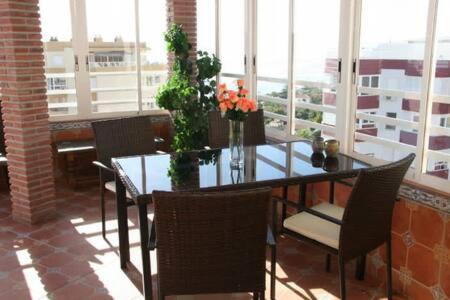 Apartamento Gran Ático al lado de la playa Torrox Exterior foto